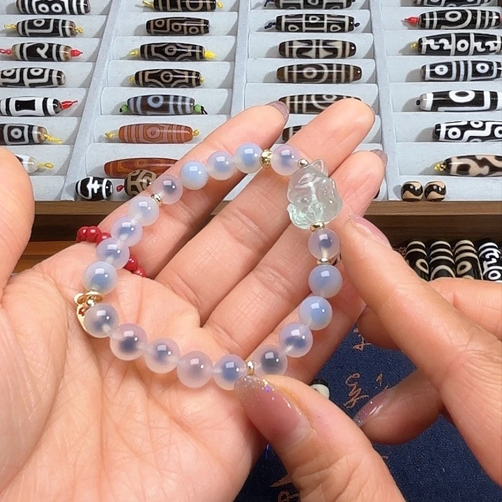 玛瑙/玉髓颈饰未镶嵌