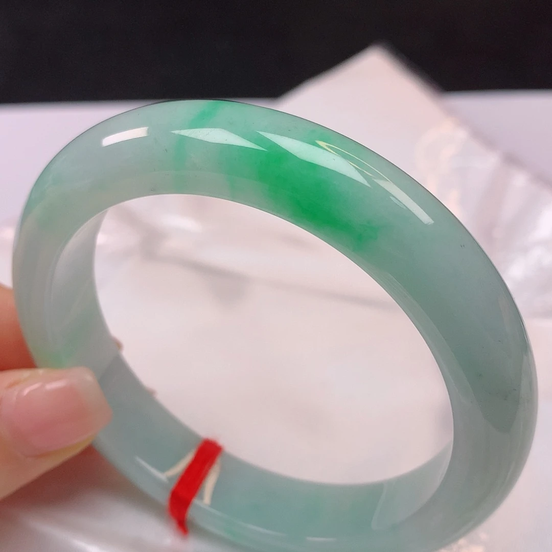【闪购商品】未镶嵌手镯翡翠56翡翠手镯