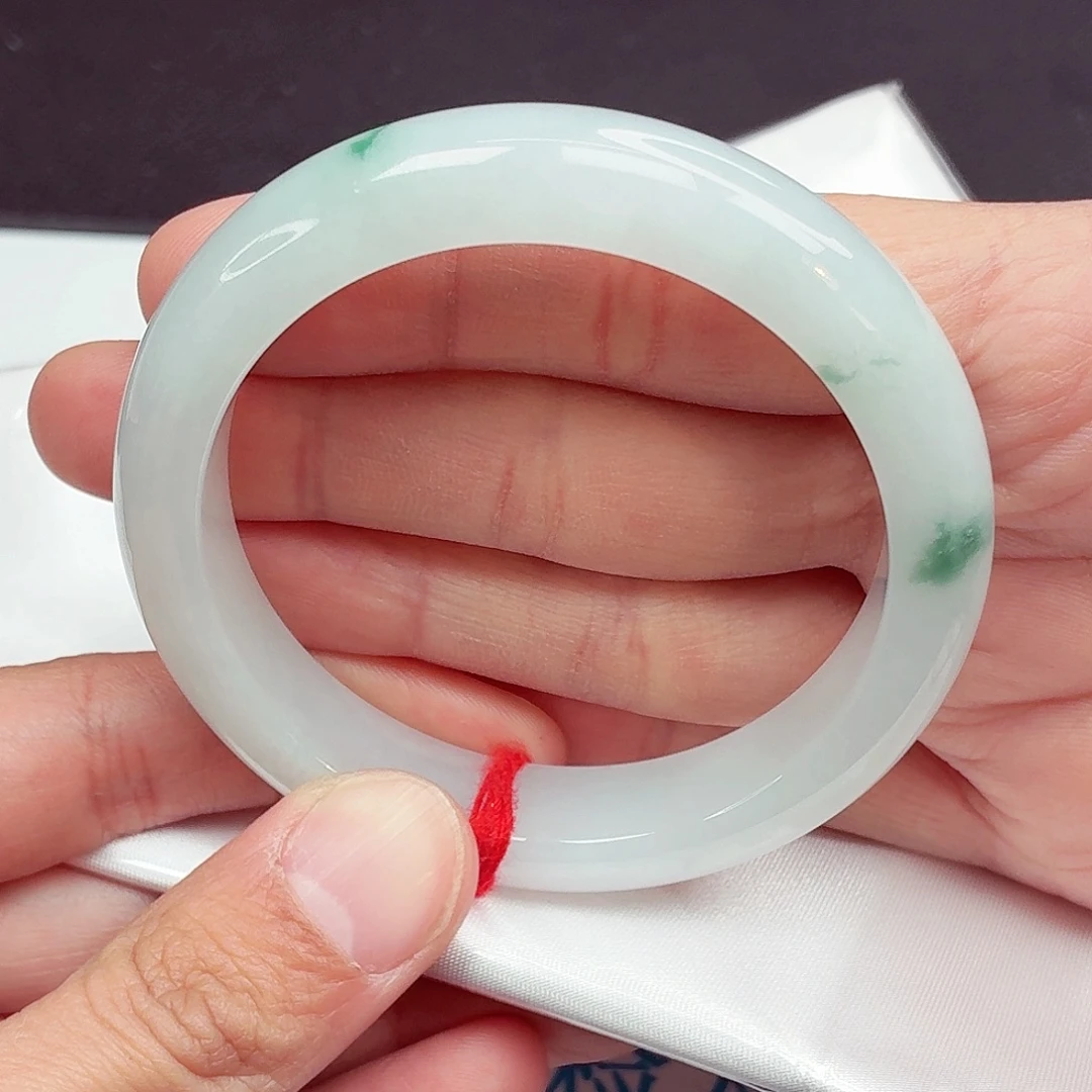 翡翠未镶嵌手镯56.5圈