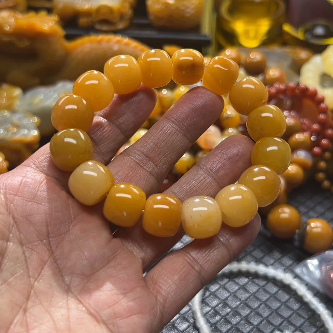 石英质玉未镶嵌颈饰