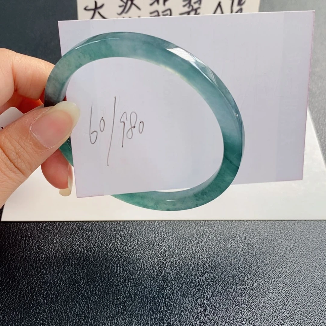 未镶嵌手镯翡翠天然翡翠