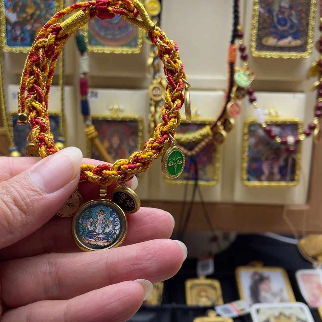 吊坠霖****2唐卡一步到位后又在其