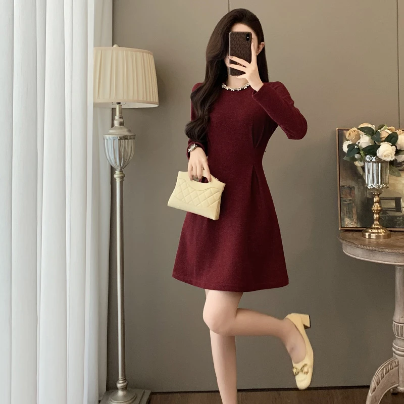 法式长袖连衣裙女秋季气质中长款圆领拼接钉珠收腰小个子红色裙子