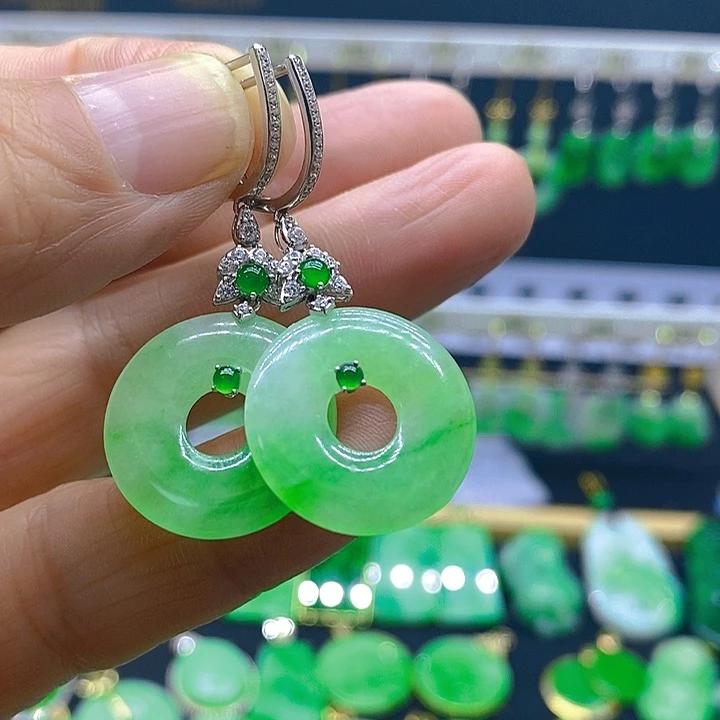 岁***好翡翠18K金镶嵌耳饰耳坠