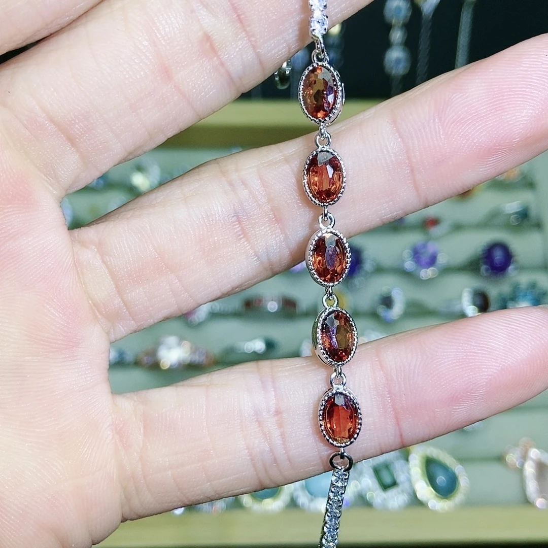 【闪购商品】未镶嵌手链石榴石（芬达石）