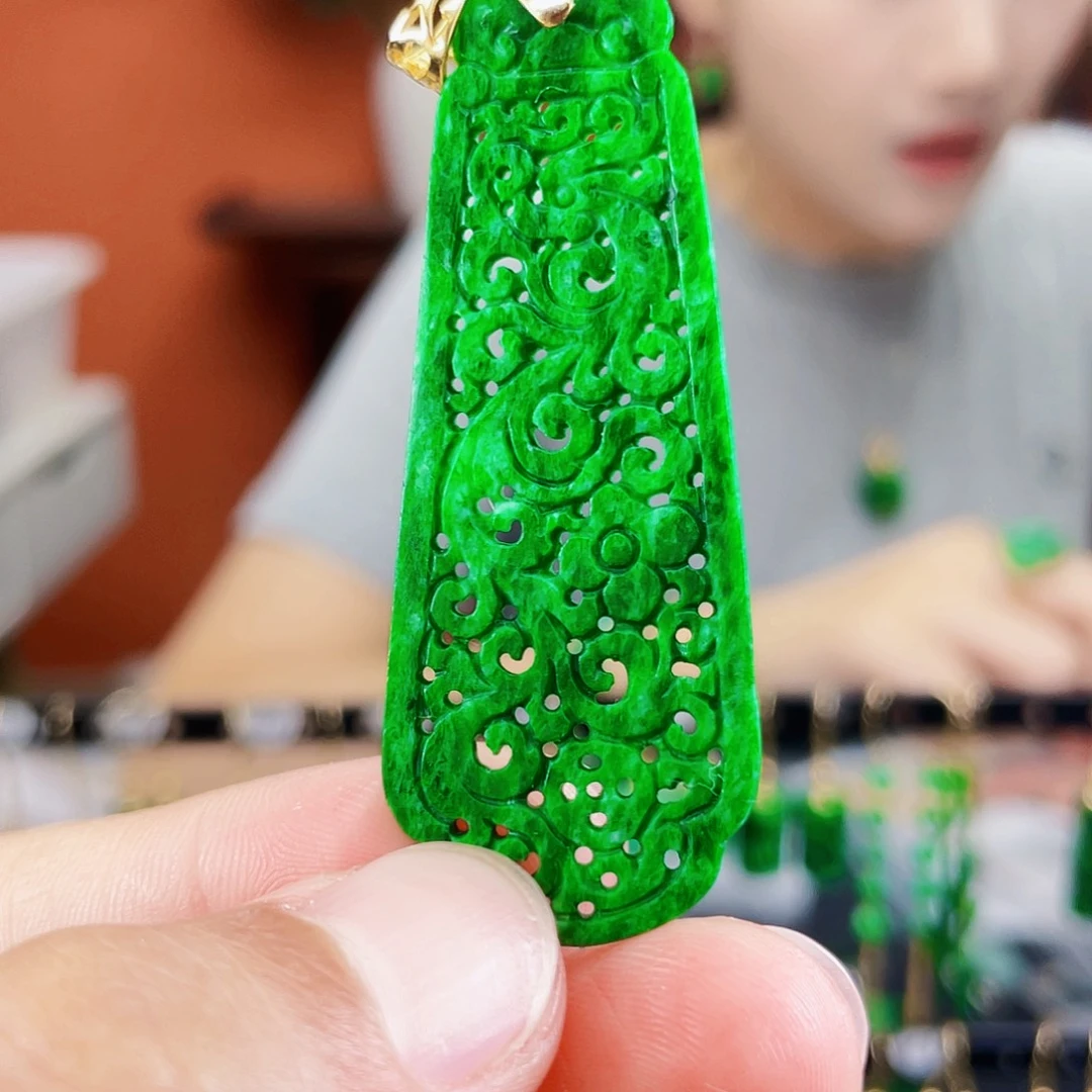 翡翠未镶嵌耳饰饰品