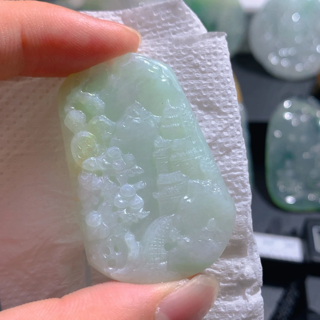 翡翠未镶嵌颈饰翡翠