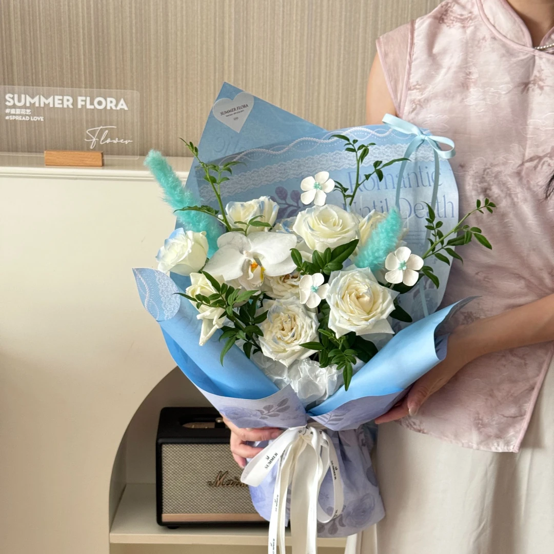 【花寻礼韵】蕾丝玫瑰花朵风华纸高级感鲜花花束包装礼品高颜值花店