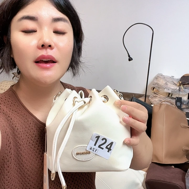 PVC包包包包包包包包