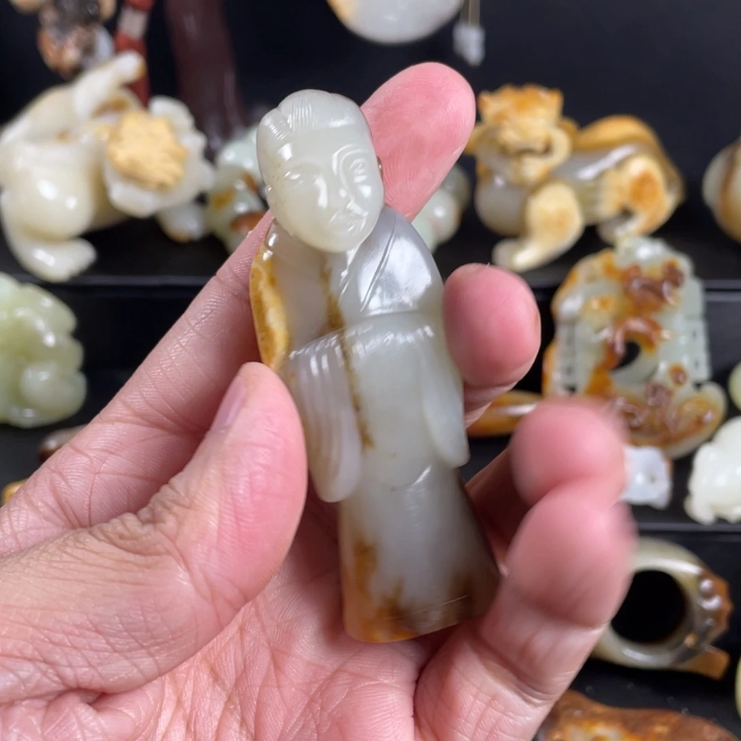 清***馨和田玉未镶嵌颈饰