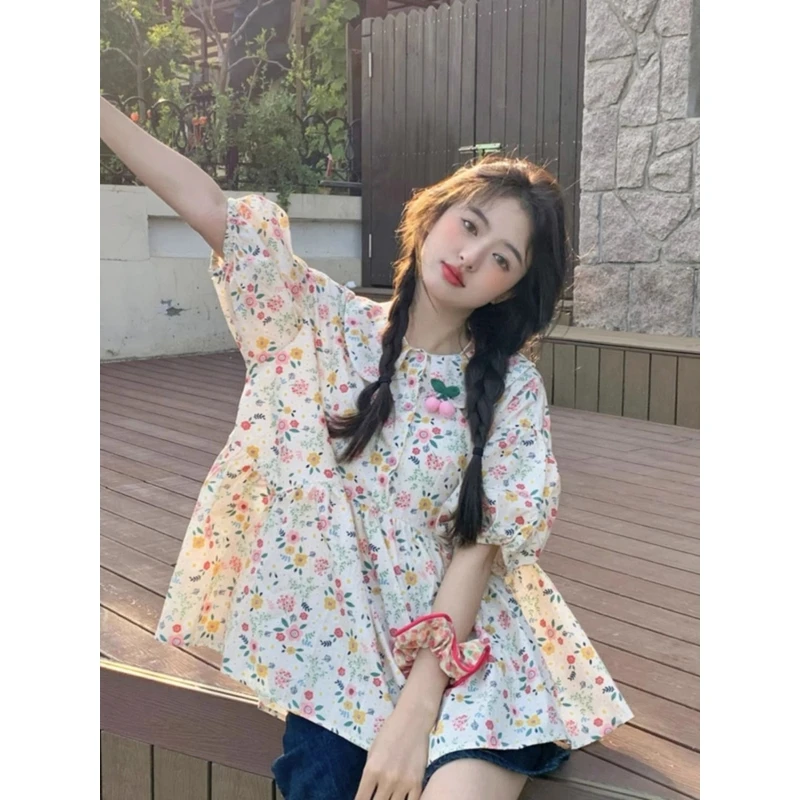 甜美夏季宽松2025新款碎花甜美清新可爱泡泡短袖衬衫夏季上衣爆款