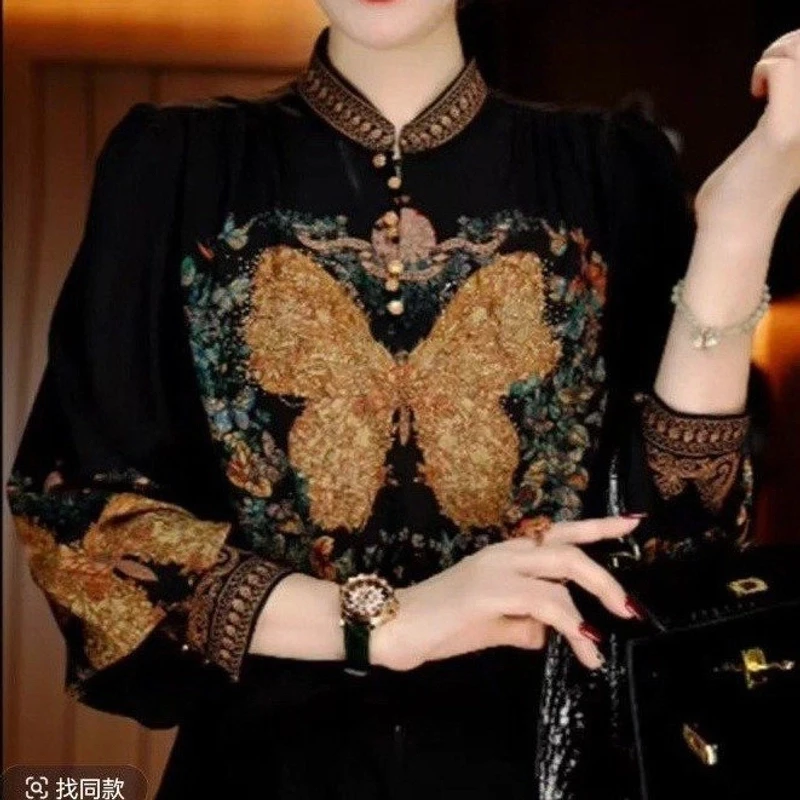 新款时尚潮流上衣印花蝴蝶中年女装