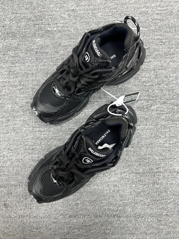 99新 Balenciaga/巴黎世家 39 巴黎世家runner 老爹鞋黑色