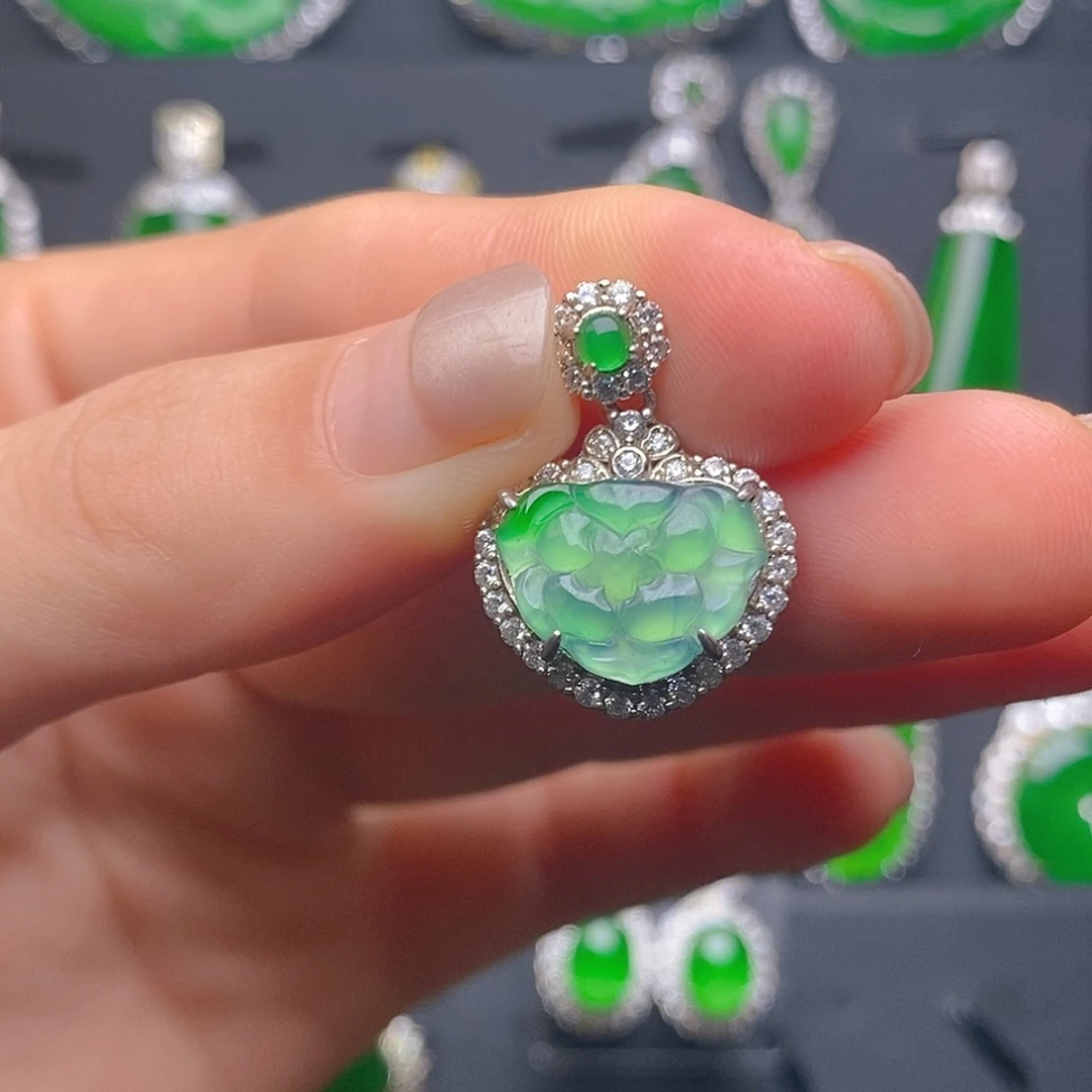 翡翠银S925镶嵌颈饰