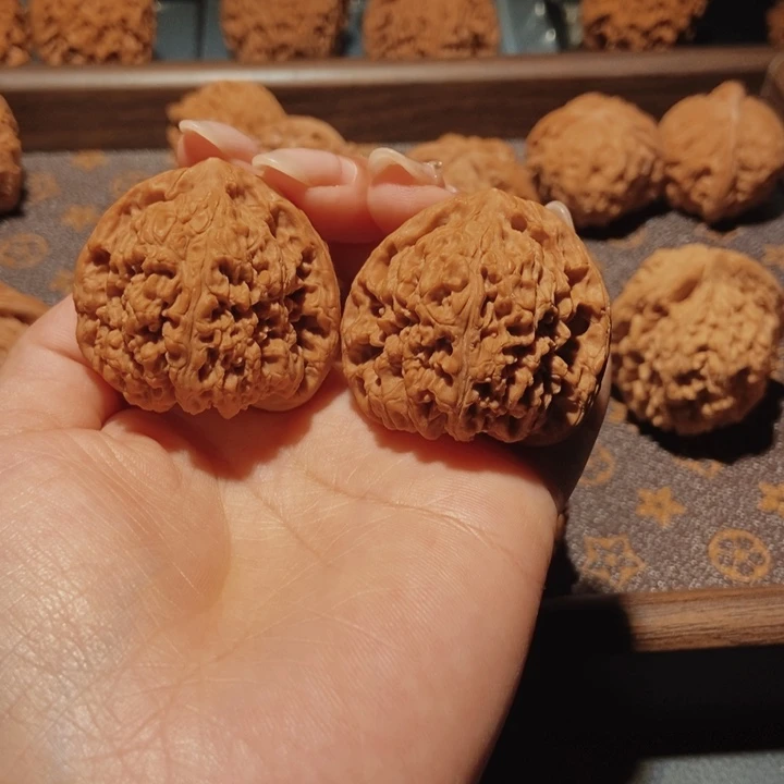 文玩核桃吊坠联*38南疆石