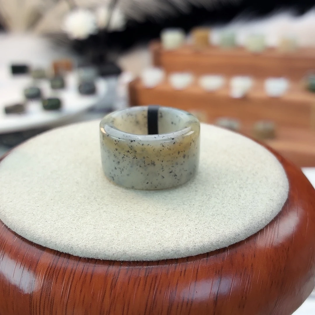和田玉未镶嵌戒指i48汤圆圆切17.4mm