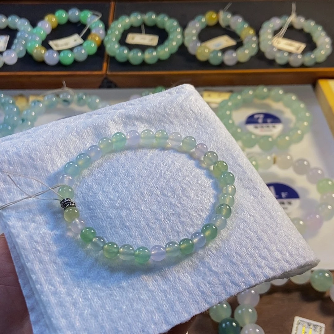 定制翡翠未镶嵌翡翠手串卡5+