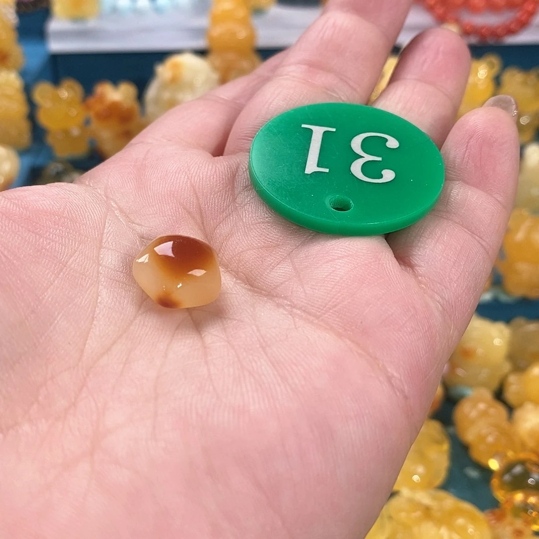 琥珀颈饰未镶嵌H****g裸石