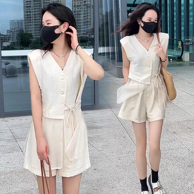 时尚套装女2025夏季新款洋气质显瘦绑带无袖上衣短裤休闲两件套潮