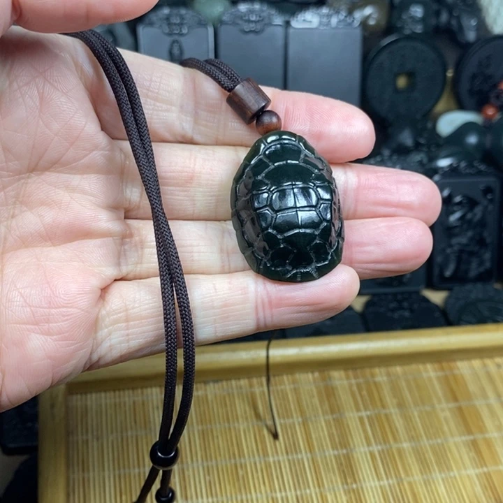 和田玉（青玉）未镶嵌颈饰