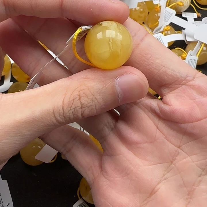 蜜蜡未镶嵌珠宝奇石天然150