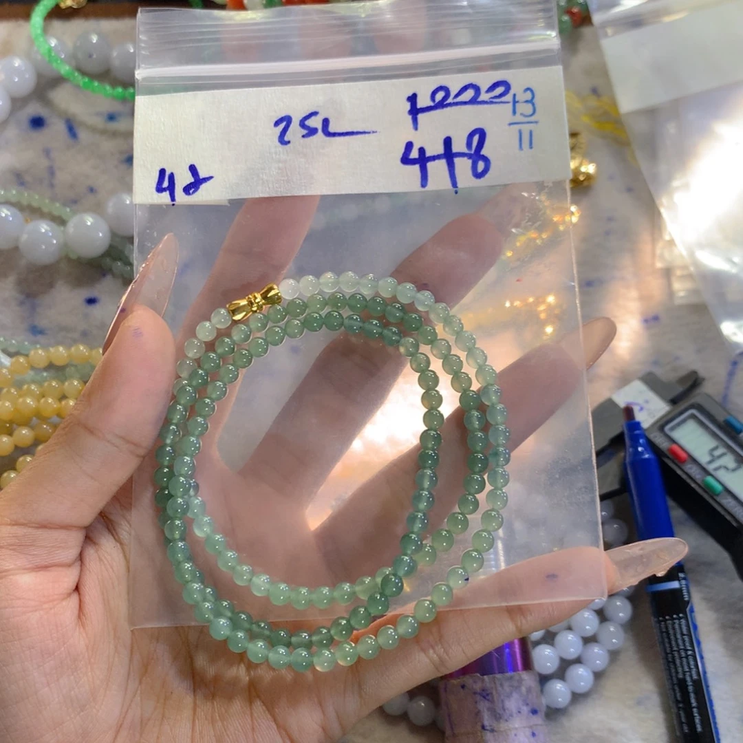 定制翡翠未镶嵌天然缅甸翡翠多样性