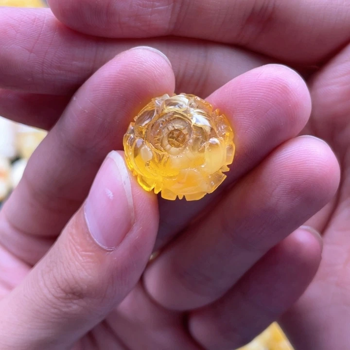 琥珀未镶嵌裸石蜜蜡