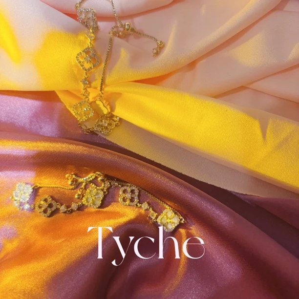 【Tyche堤喀】韩系四叶花手腕丝巾