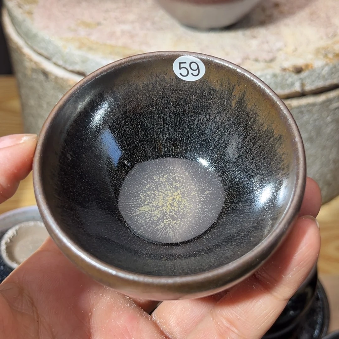 茶盏义兴龙窑坚持真柴落灰烧