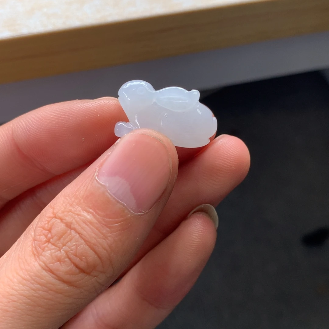 翡翠未镶嵌颈饰吊坠