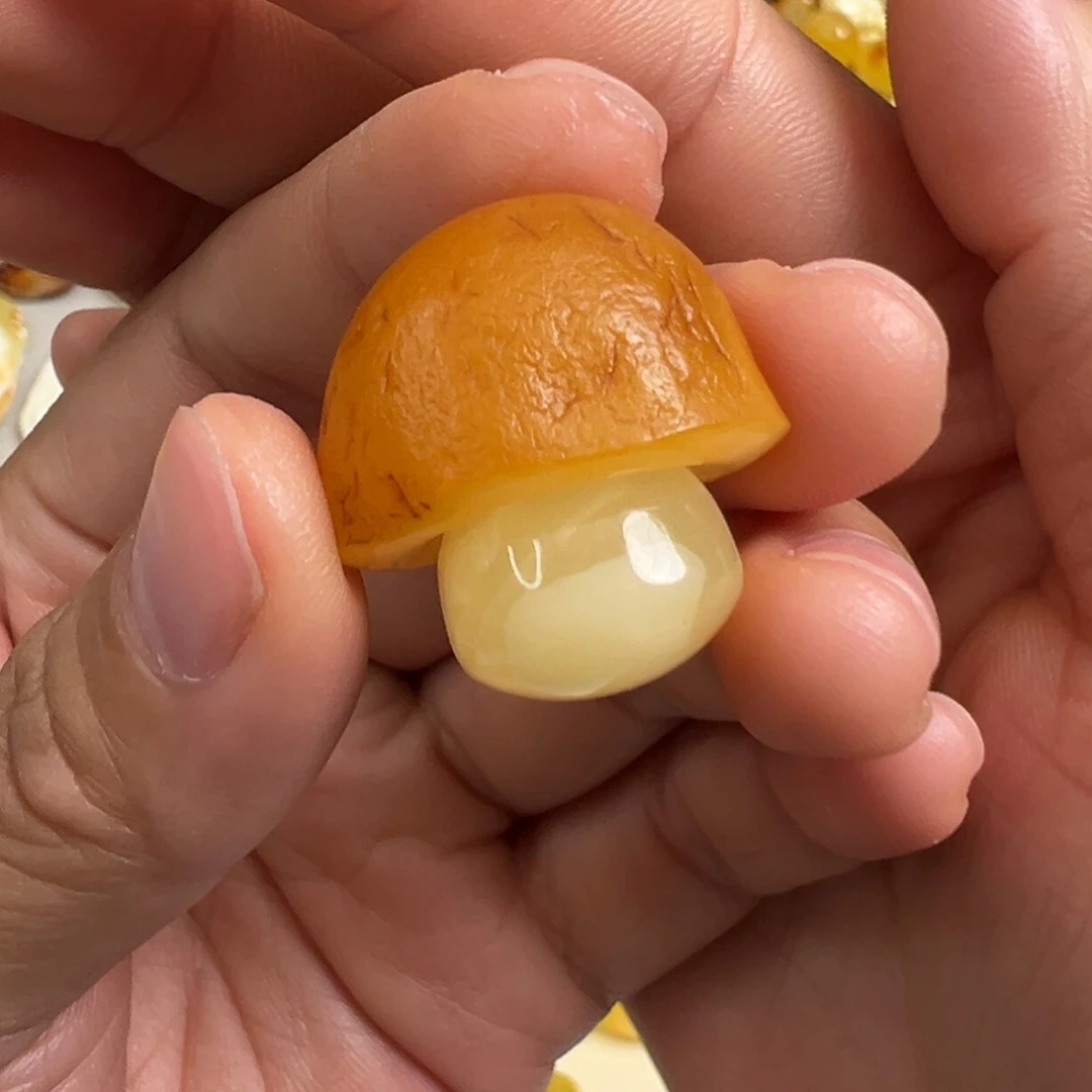 蜜蜡未镶嵌裸石蜜蜡