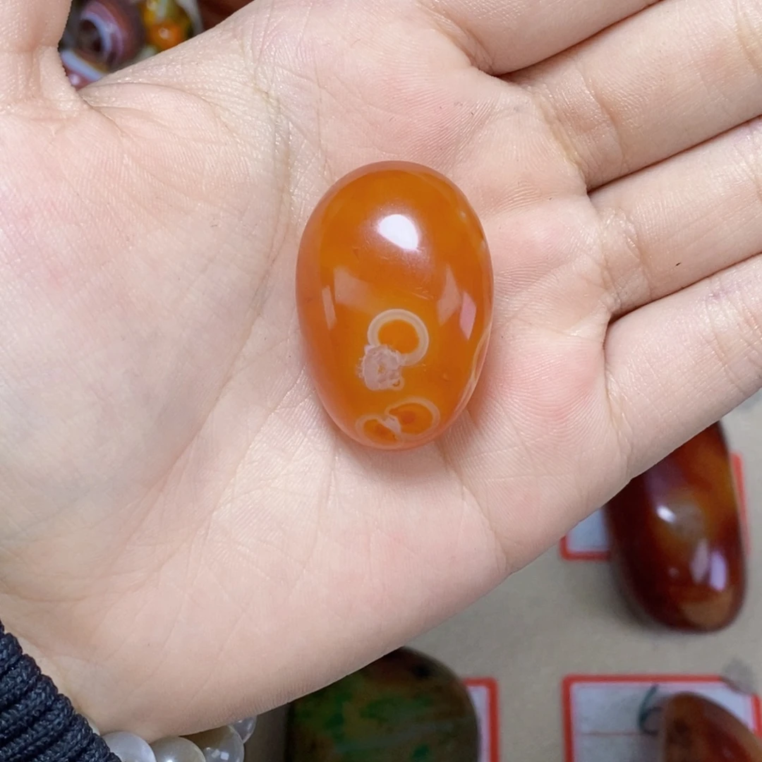 玛瑙/玉髓未镶嵌珠宝奇石