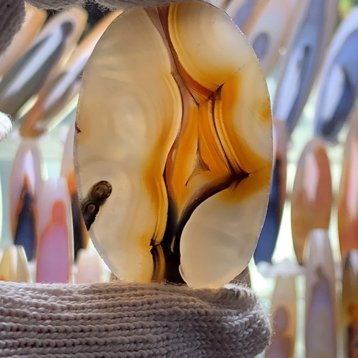 未镶嵌颈饰玛瑙/玉髓98