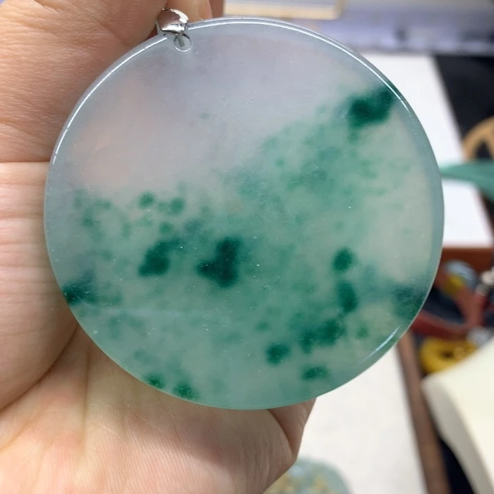 颈饰未镶嵌翡翠吊坠