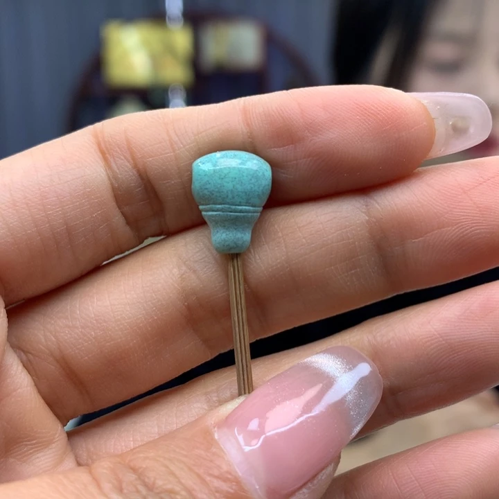 *****绿松石未镶嵌配饰