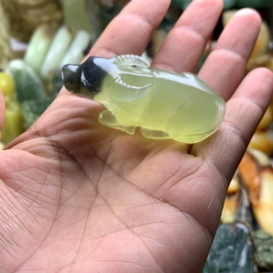 蛇纹石玉未镶嵌岫玉手把件