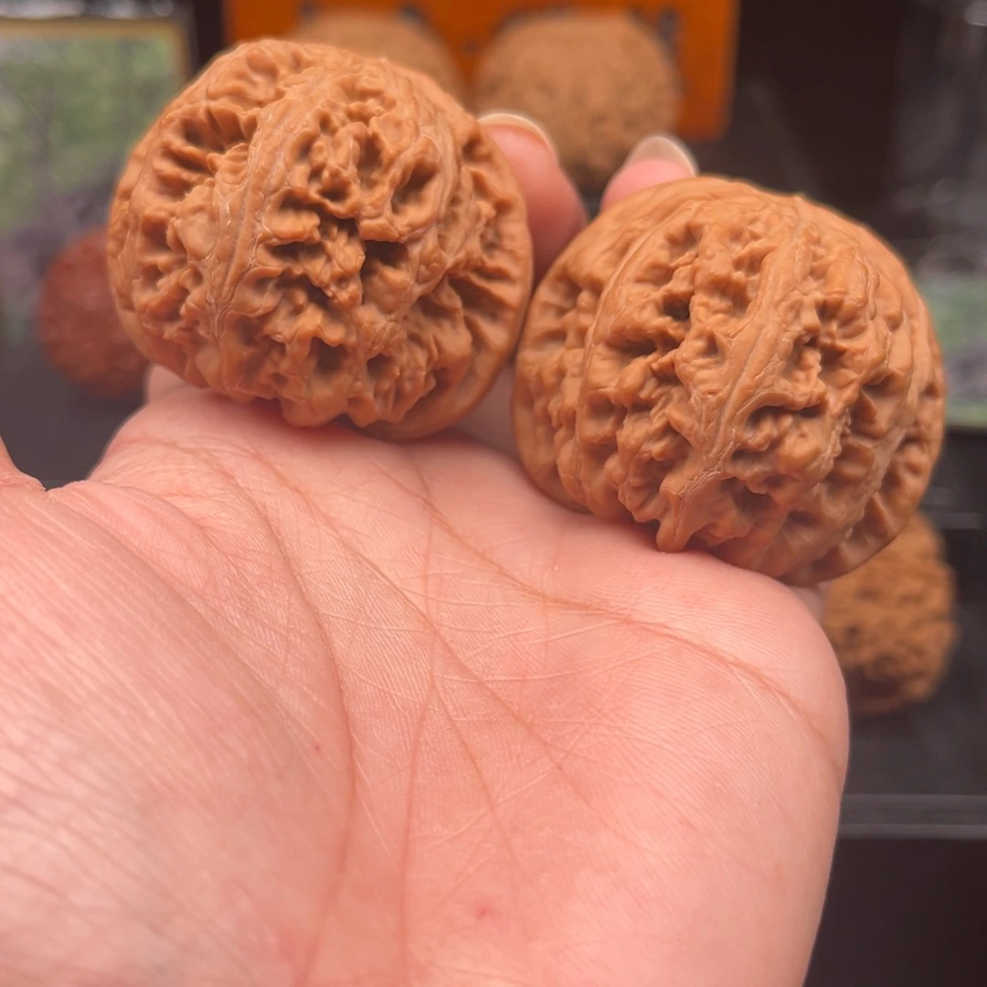 【闪购商品】文玩核桃吊坠小***x粗筋Q3204