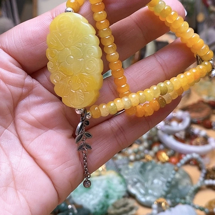 翡翠颈饰未镶嵌豆**精路路通手链199