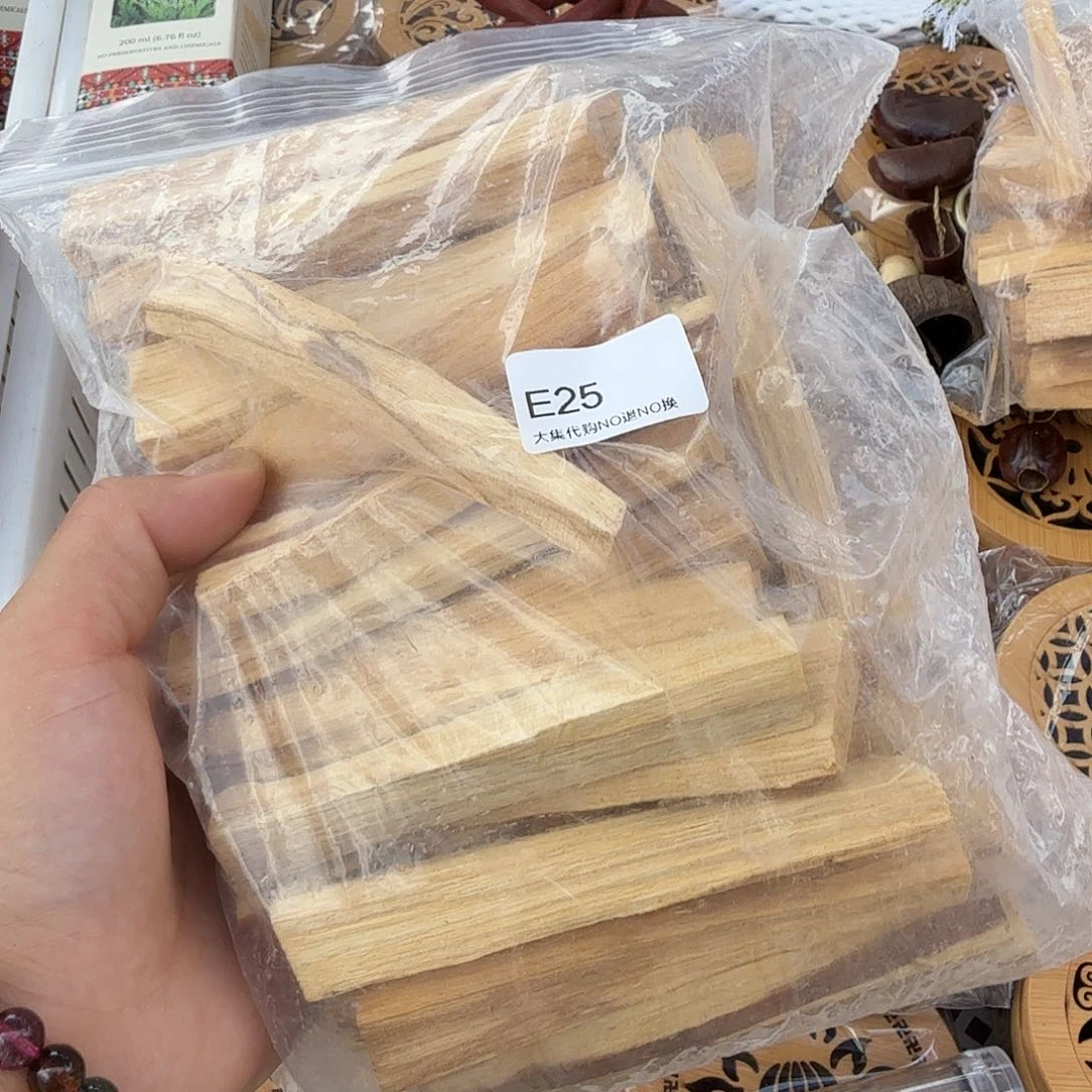 ****e未镶嵌颈饰绿水晶木