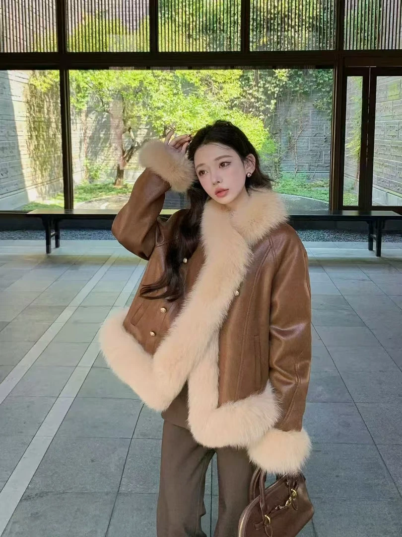 2025秋冬狐狸毛短款外套女鹅绒内胆大衣小个子年轻款