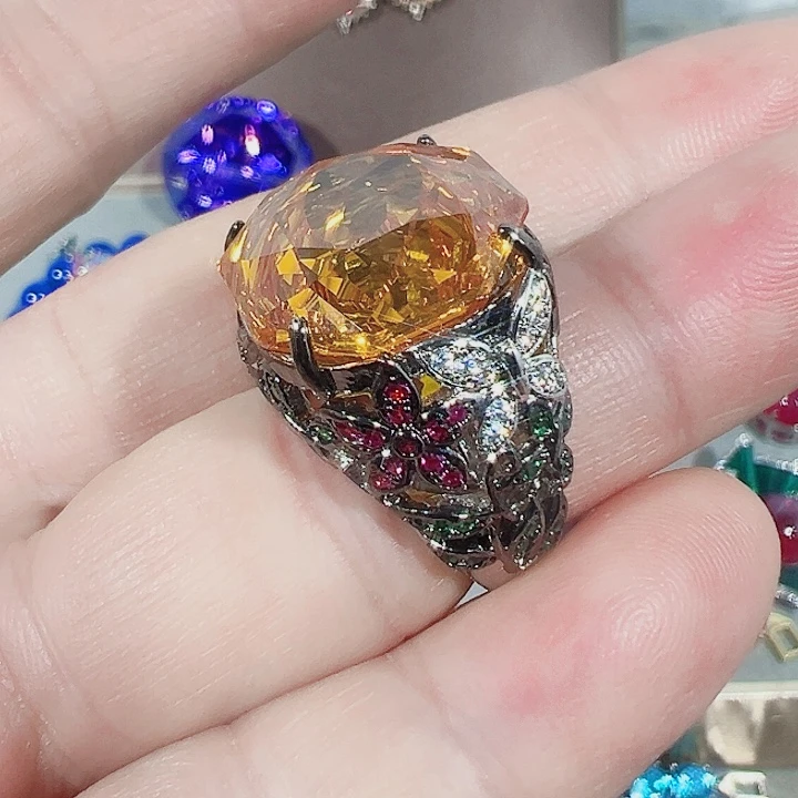 非金属红色蓝色满镶嵌