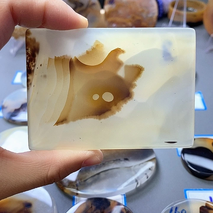 玛瑙/玉髓未镶嵌珠宝半成品