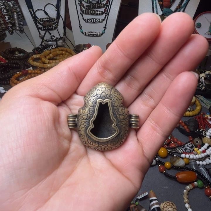 藏地朵朵铜器工艺品