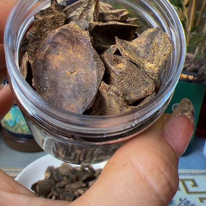 沉香碎屑沉香奇楠树丁包壳老料30克