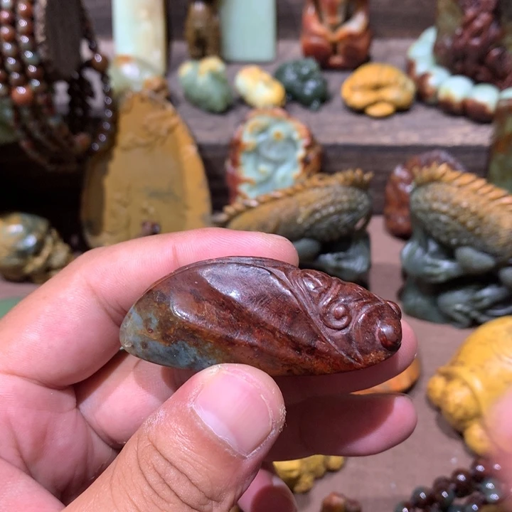 岫岩河磨玉（透闪石质玉）未镶嵌把件