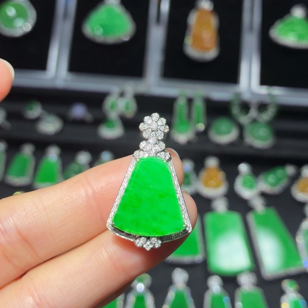 翡翠18K金镶嵌吊坠(不含链)89号