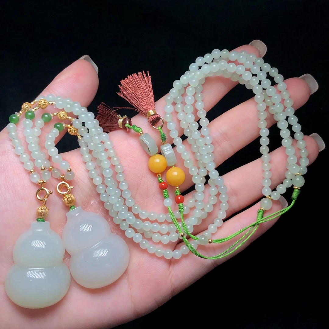 【云上好物】和田玉吊坠-多样性发其一-25*34*10mm-DS48400（甄选）