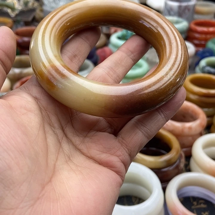 石英岩玉未镶嵌手镯彩虹玛奇朵大胖