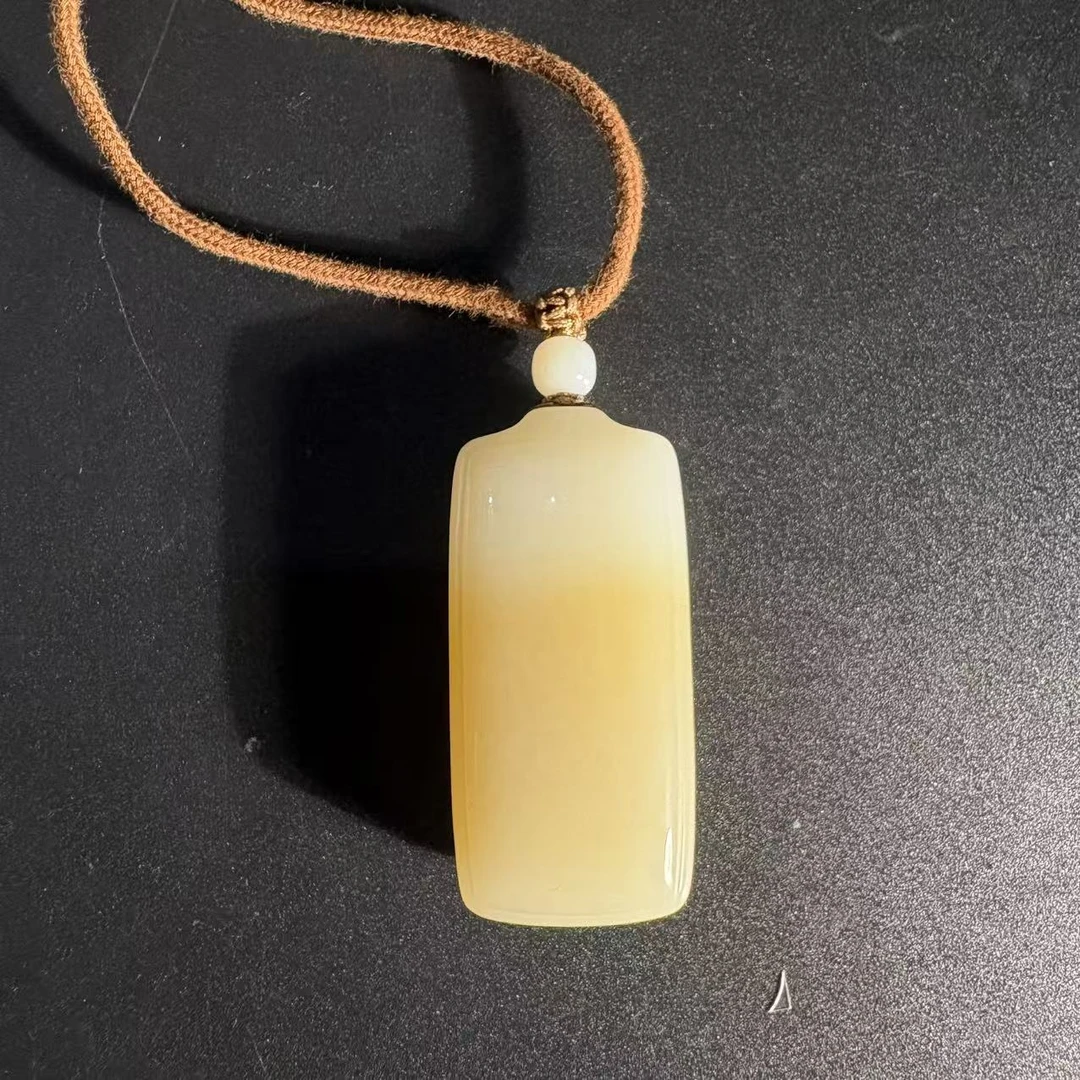 lot8850和田玉且末糖平安无事牌