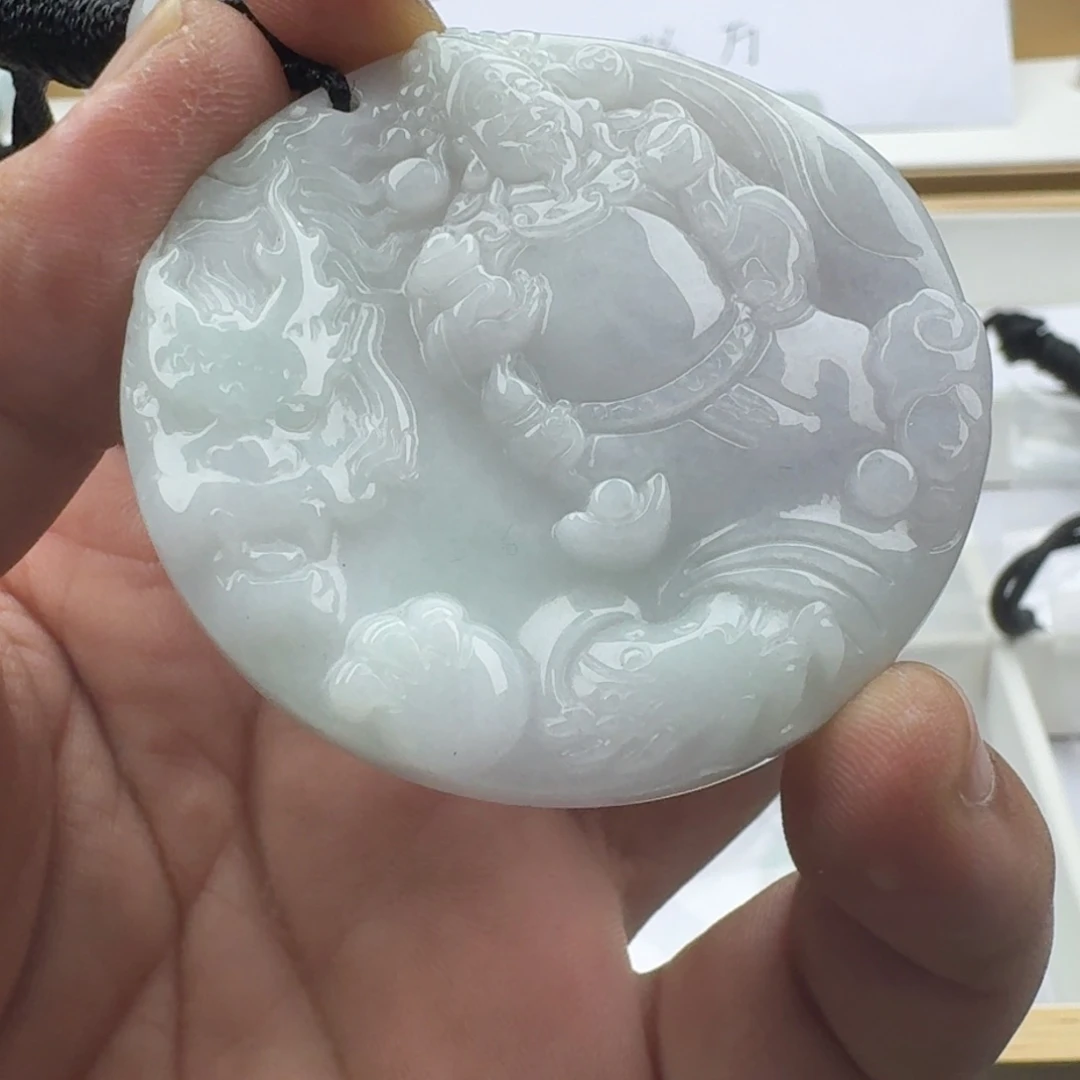 翡翠未镶嵌颈饰天然缅甸A货翡翠